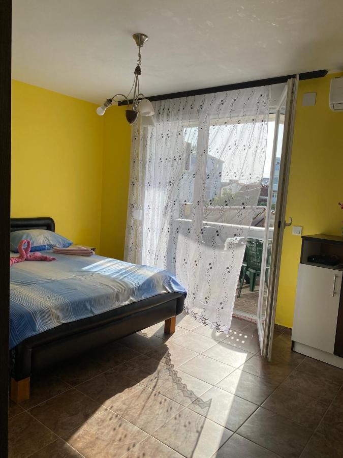 Villa Leona Palushaj Donji Stoj Ngoại thất bức ảnh